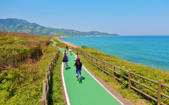 海辺のサイクリングロード(遠賀宗像自転車道)
