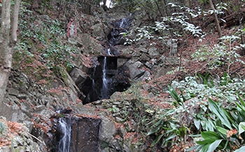 水落の滝