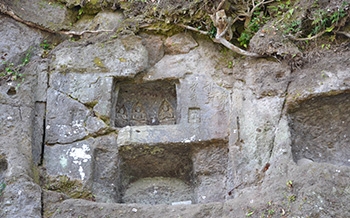 県指定文化財 次郎坊・太郎坊磨崖仏群